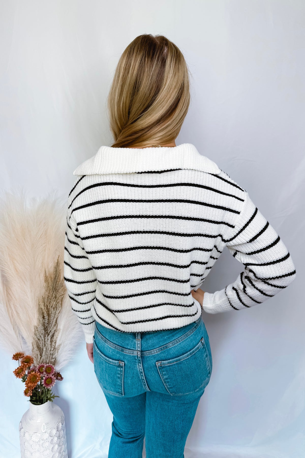 Fall Hike Quarter Zip Striped Knit Pullover - Ivory/Black