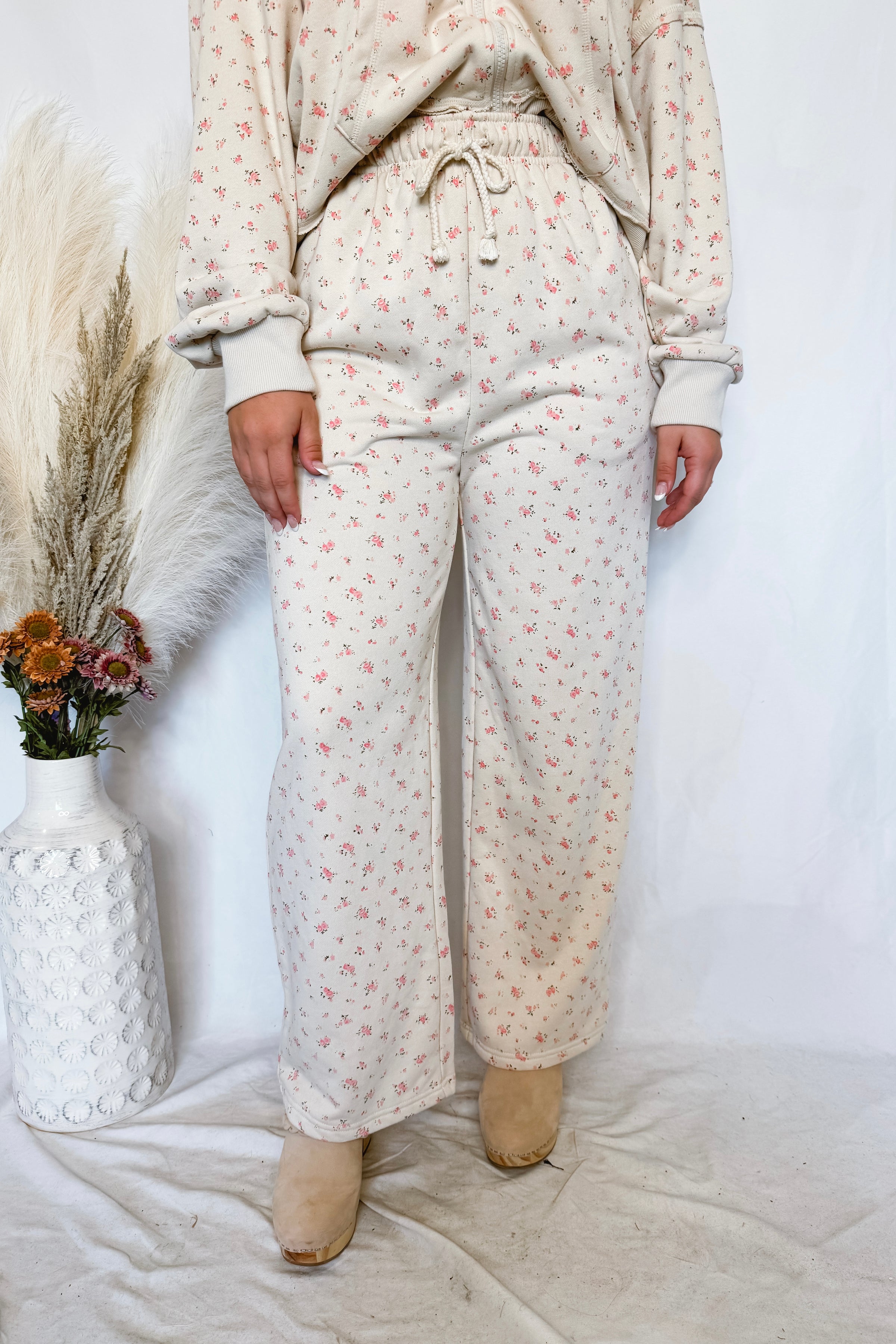 Casual Garden Flower Pants - Cream