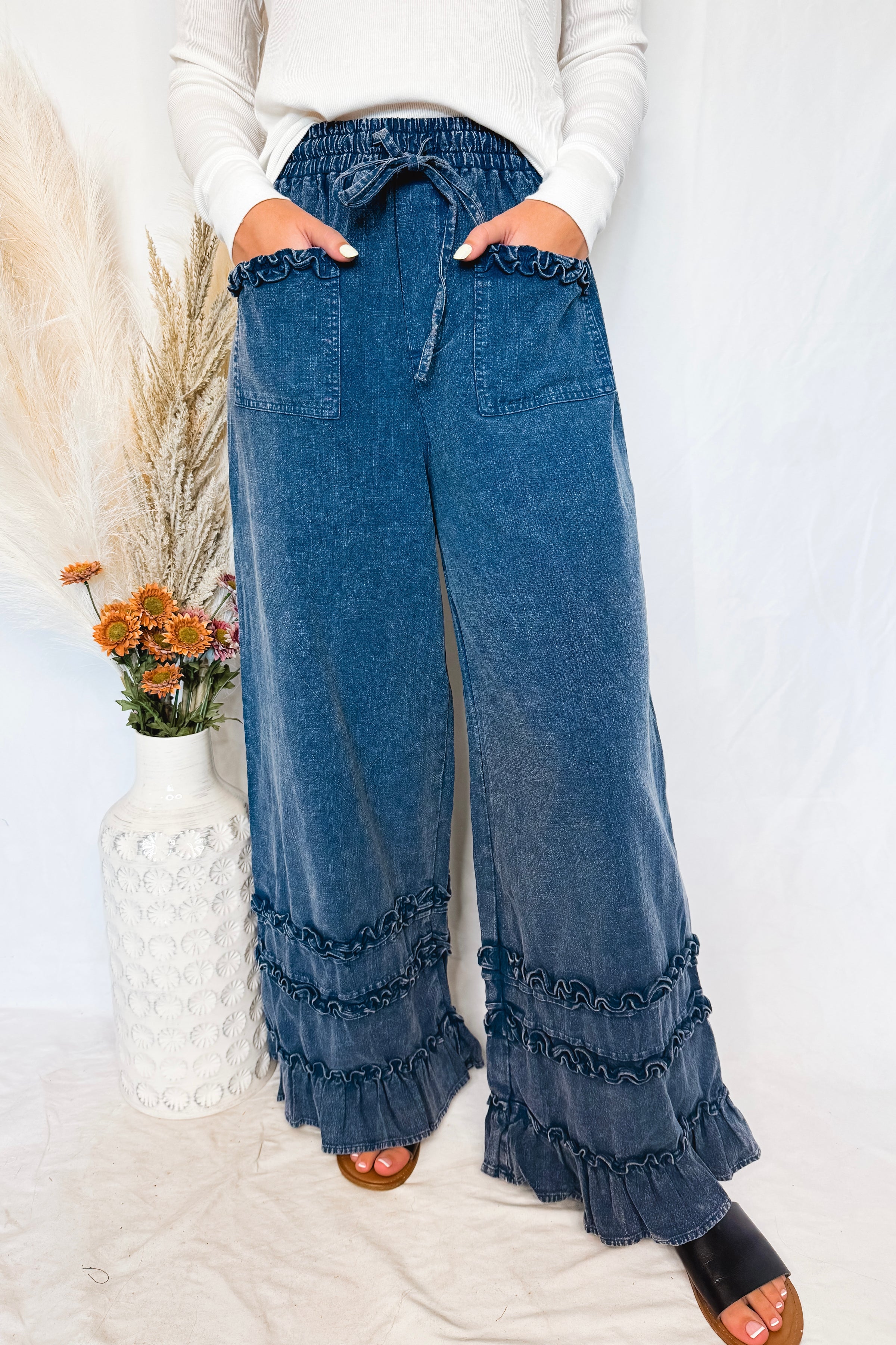 Jenny Wide Leg Ruffle Trim Pants - Medium Wash