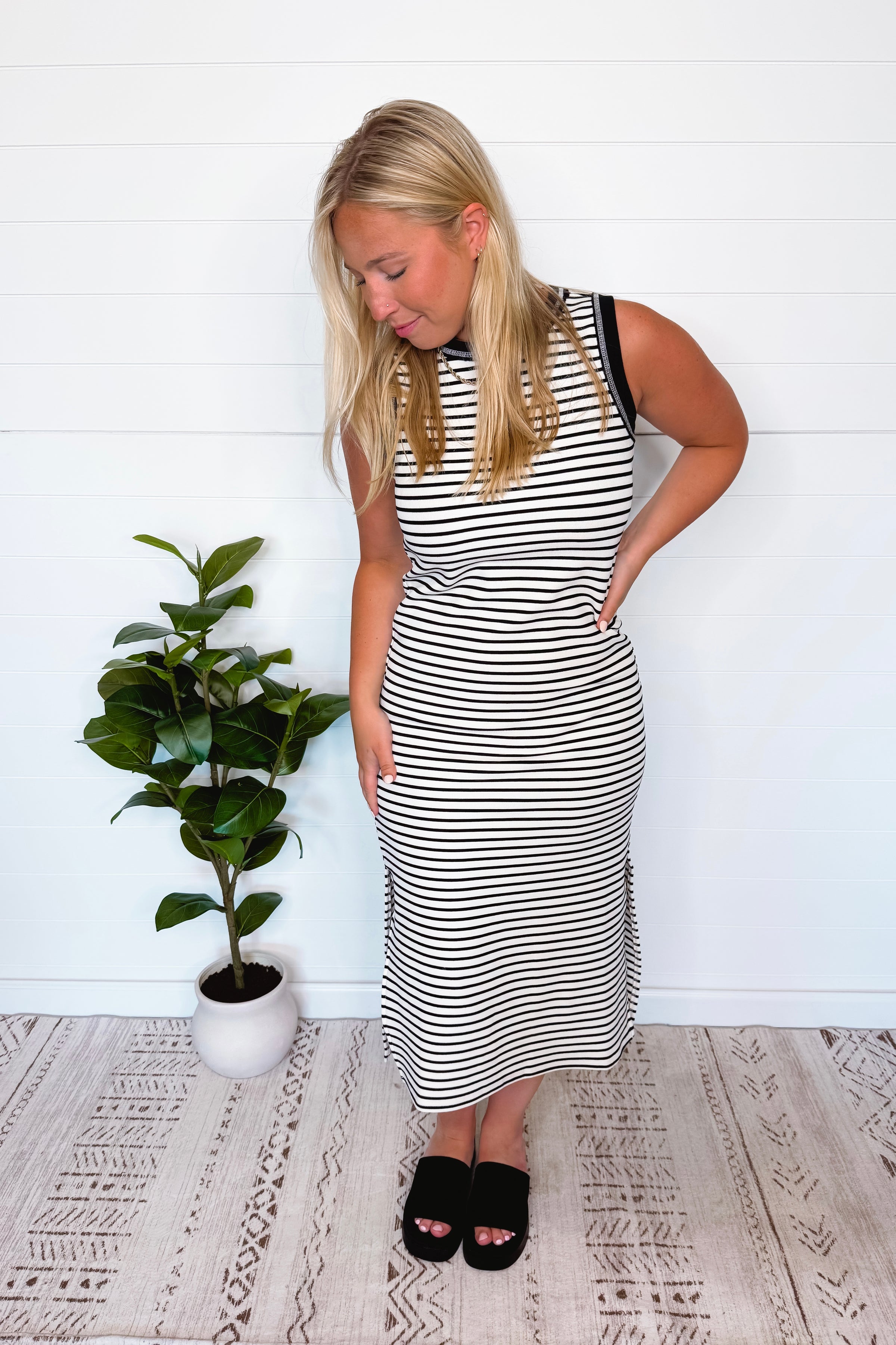 Brunch Date Striped Midi Dress - Black/White