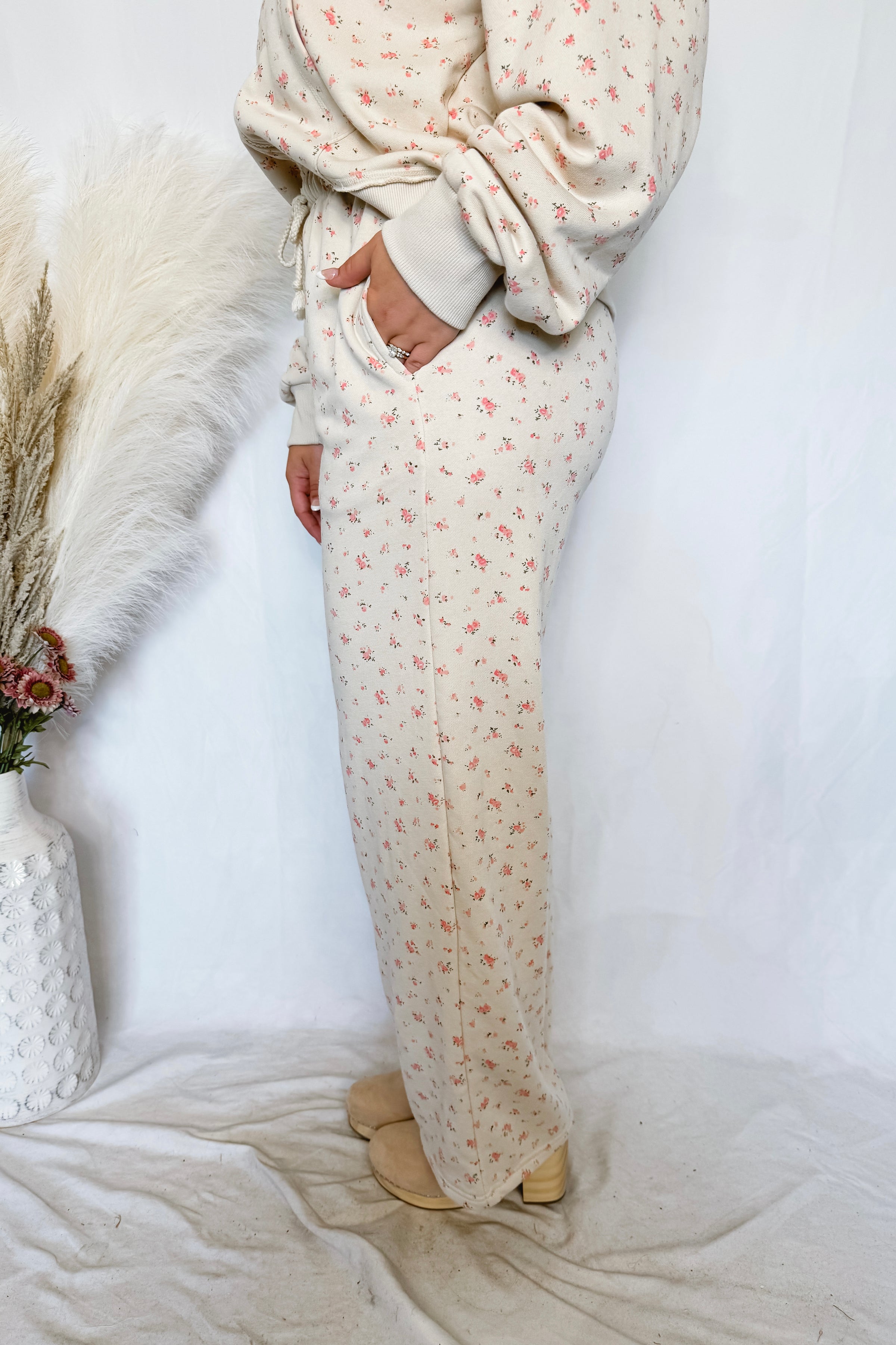 Casual Garden Flower Pants - Cream