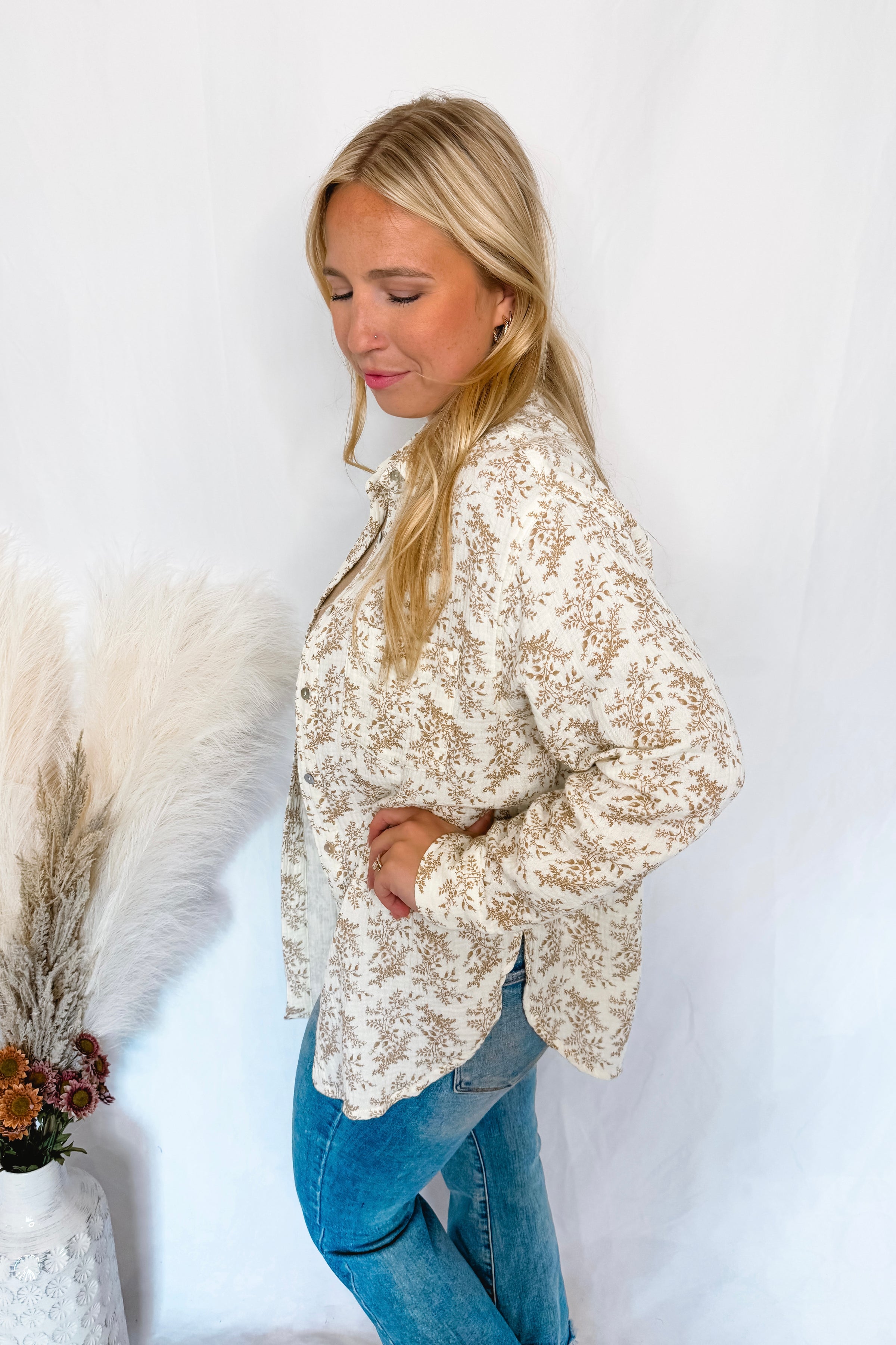 Meadow Breeze Gauze Floral Button Down - Ivory/Mocha