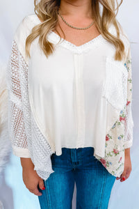 Pretty Smiles Floral Contrast V-Neck Top - Ivory