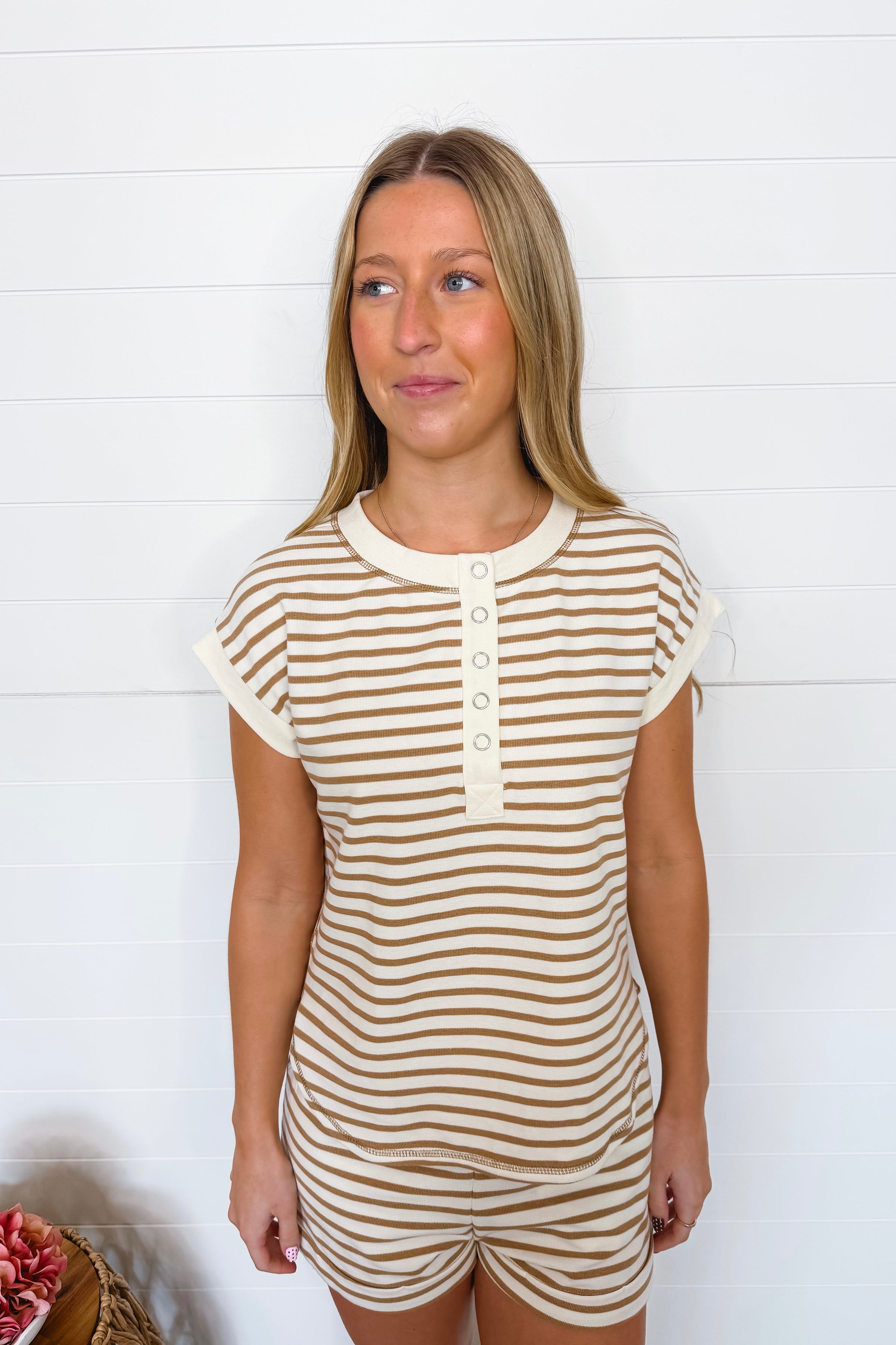 Fine Line Striped Ribbed Henley Top - Tan/Ivory