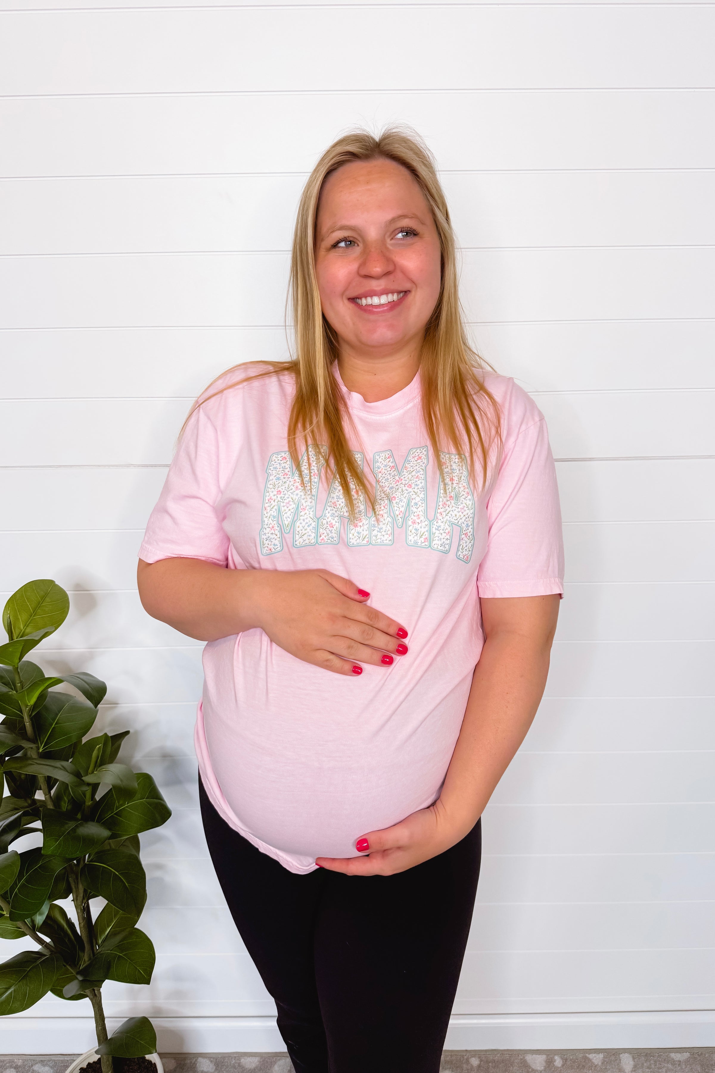 Mama Dainty Flower Graphic Tee - Pink