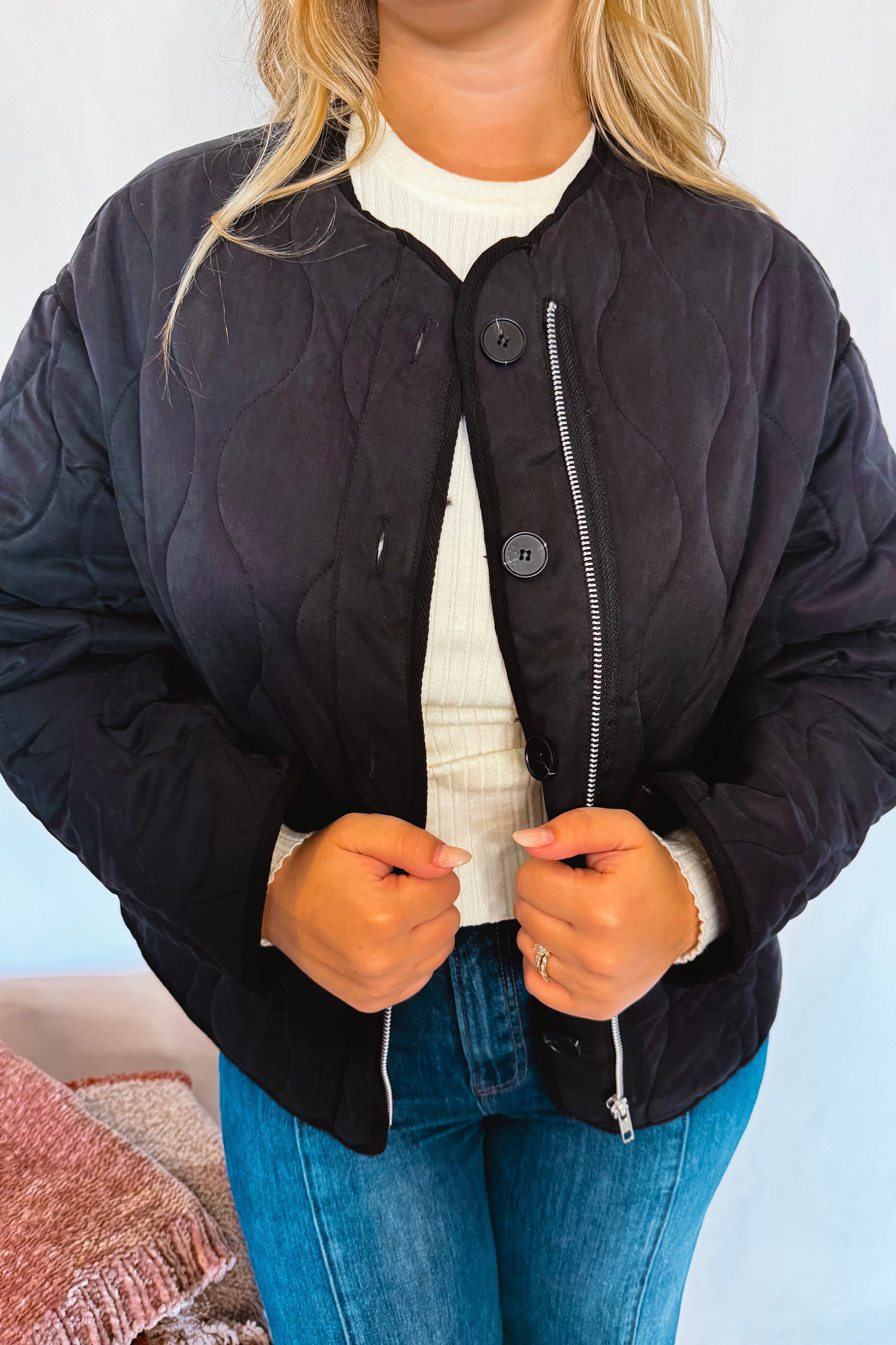 Cheerful Smile Quilted Jacket - Black