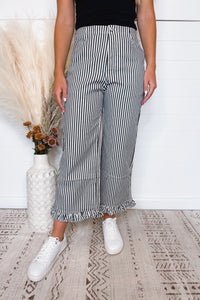Layla High Rise Wide Leg Ruffle Pant - Black/White