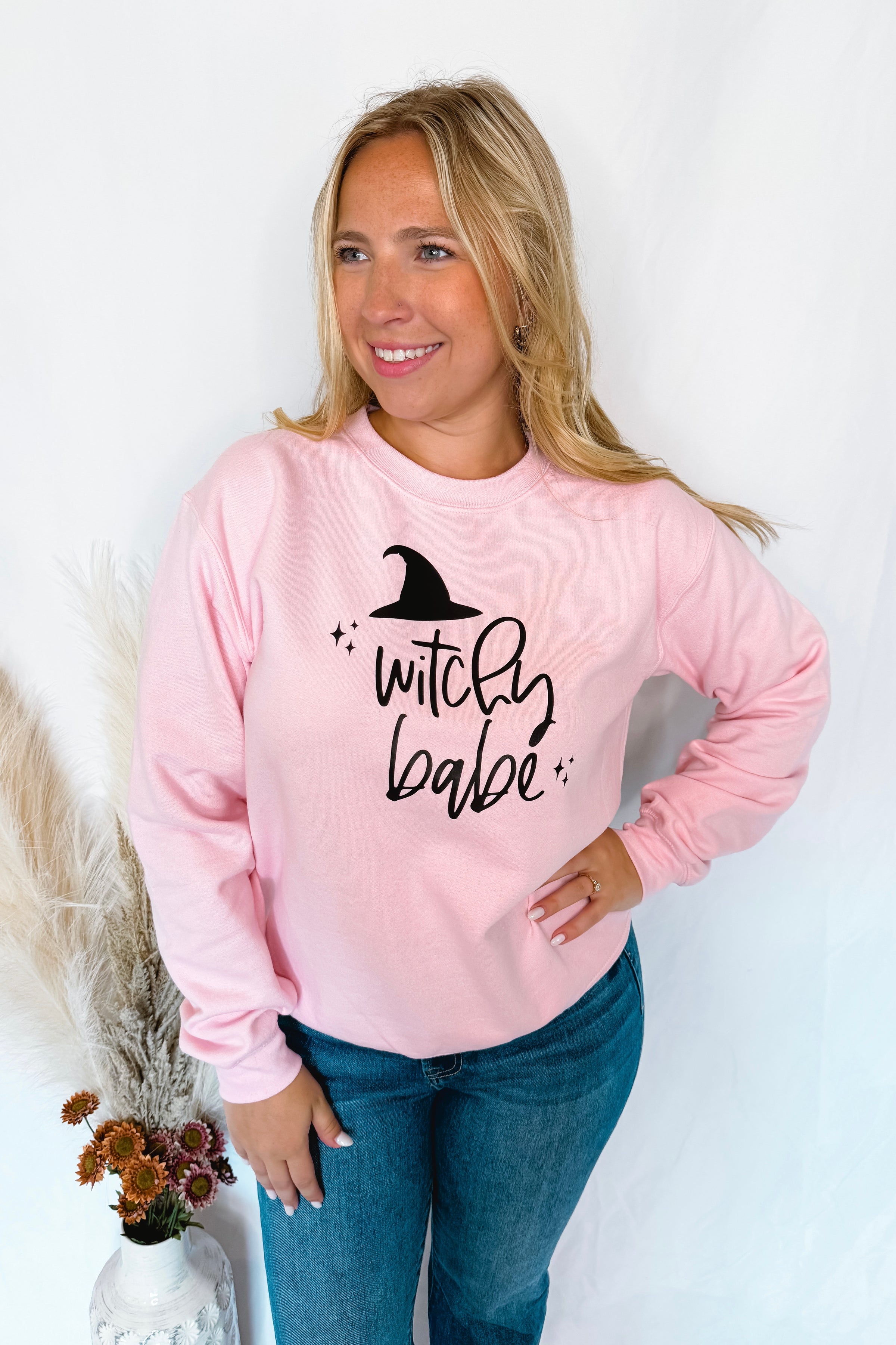 Witchy Babe Crew Neck - Pink