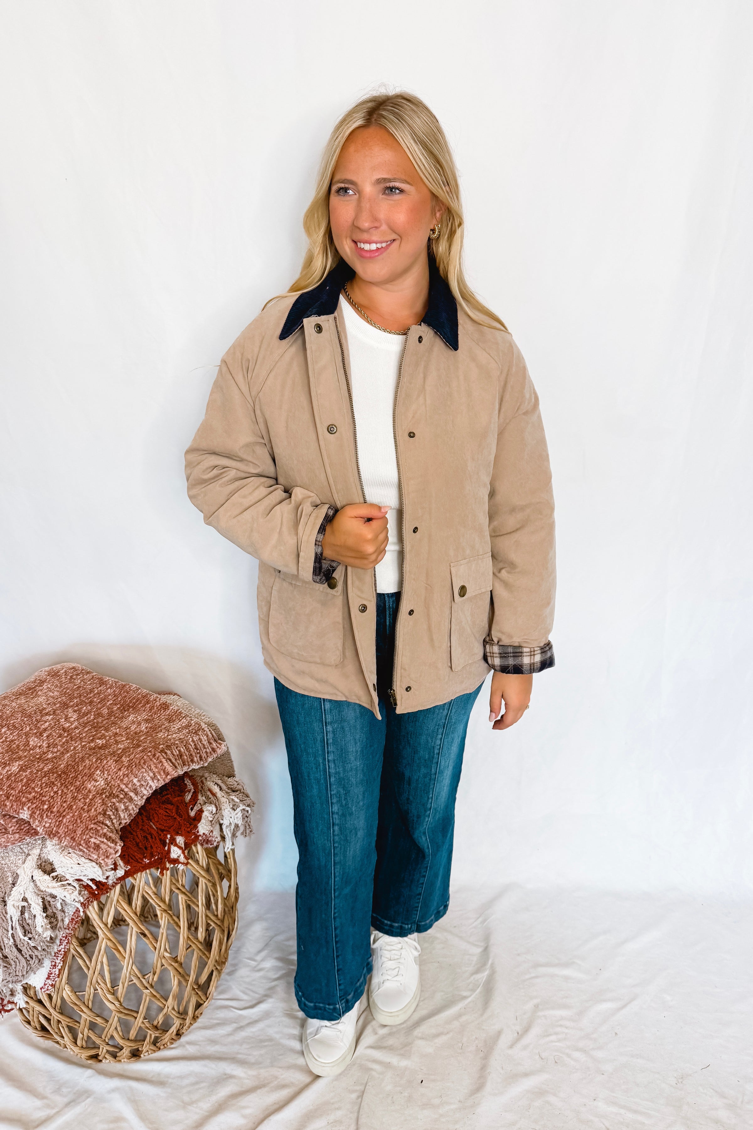 Fall Fields Corduroy Collar Barn Jacket - Taupe