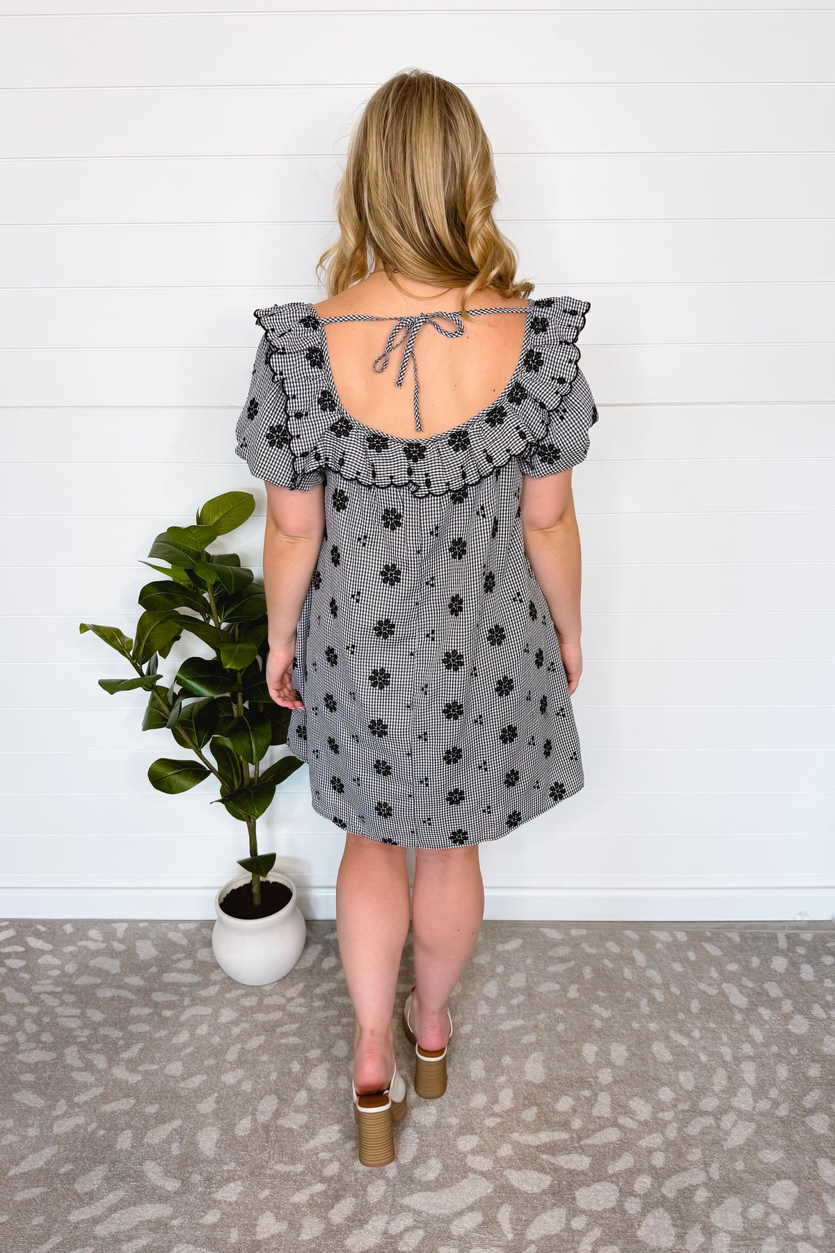 Walk In The Garden Gingham Mini Dress - Black