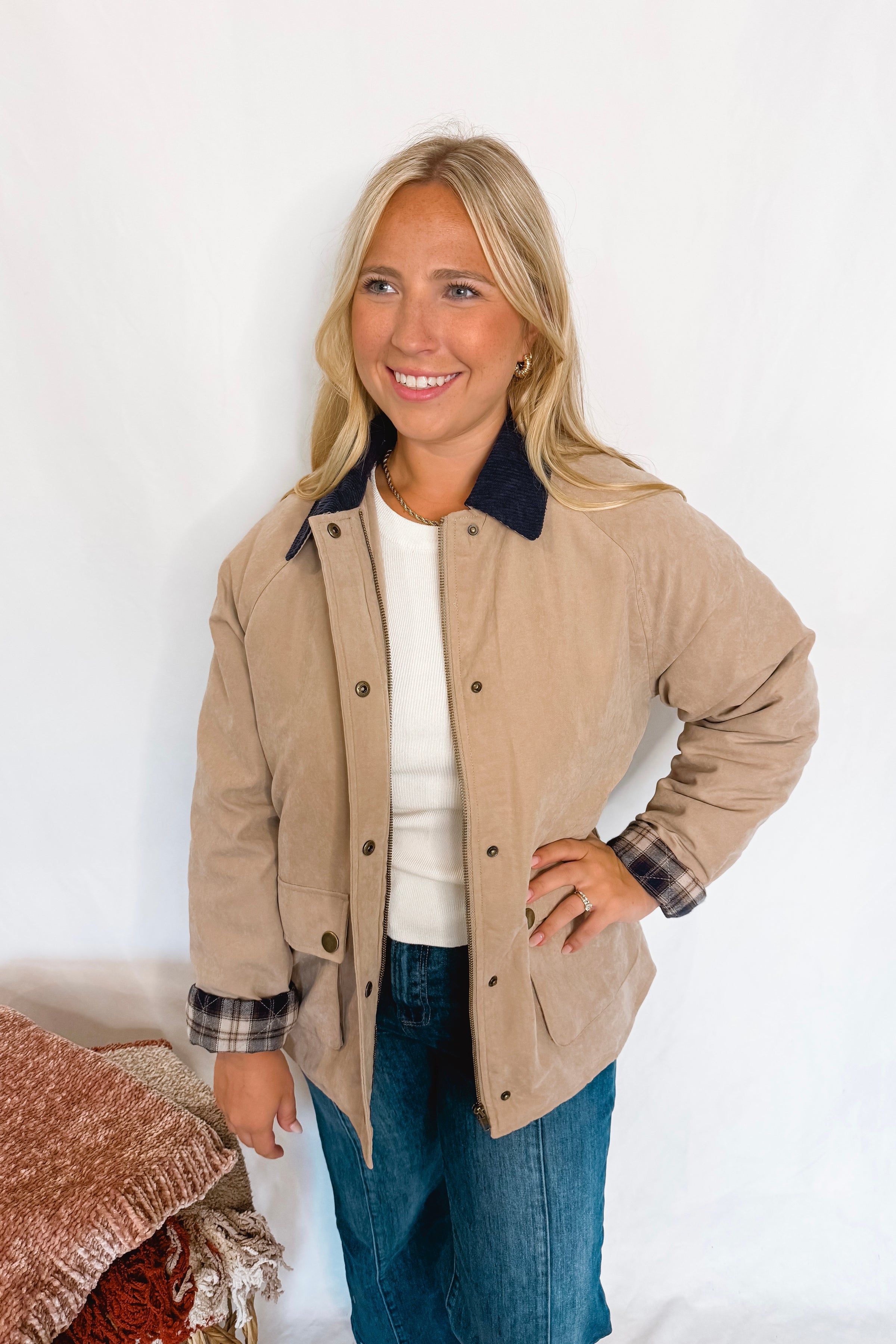 Fall Fields Corduroy Collar Barn Jacket - Taupe