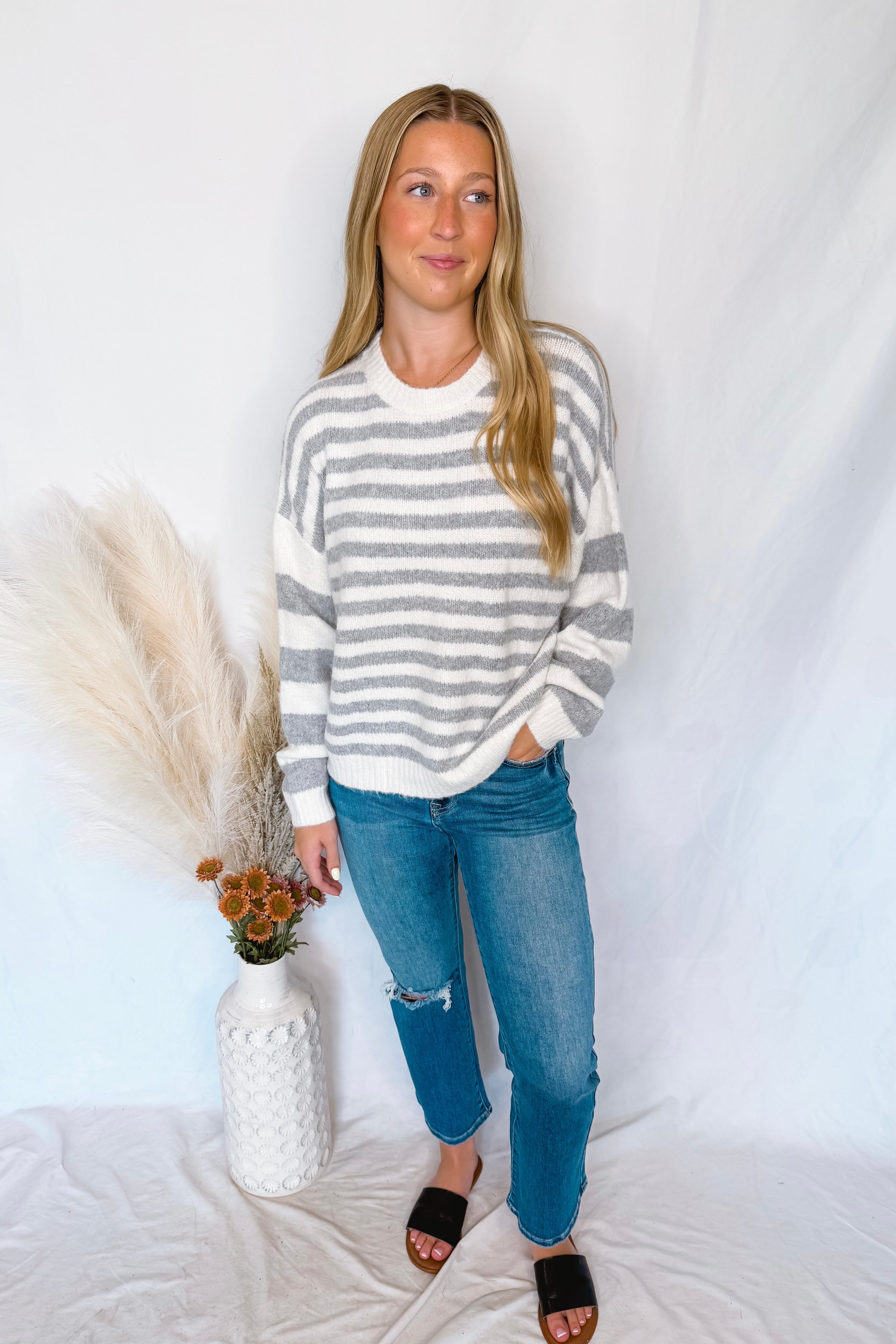 Soft Focus Mixed Striped Crew Neck Sweater - Ivory/Grey