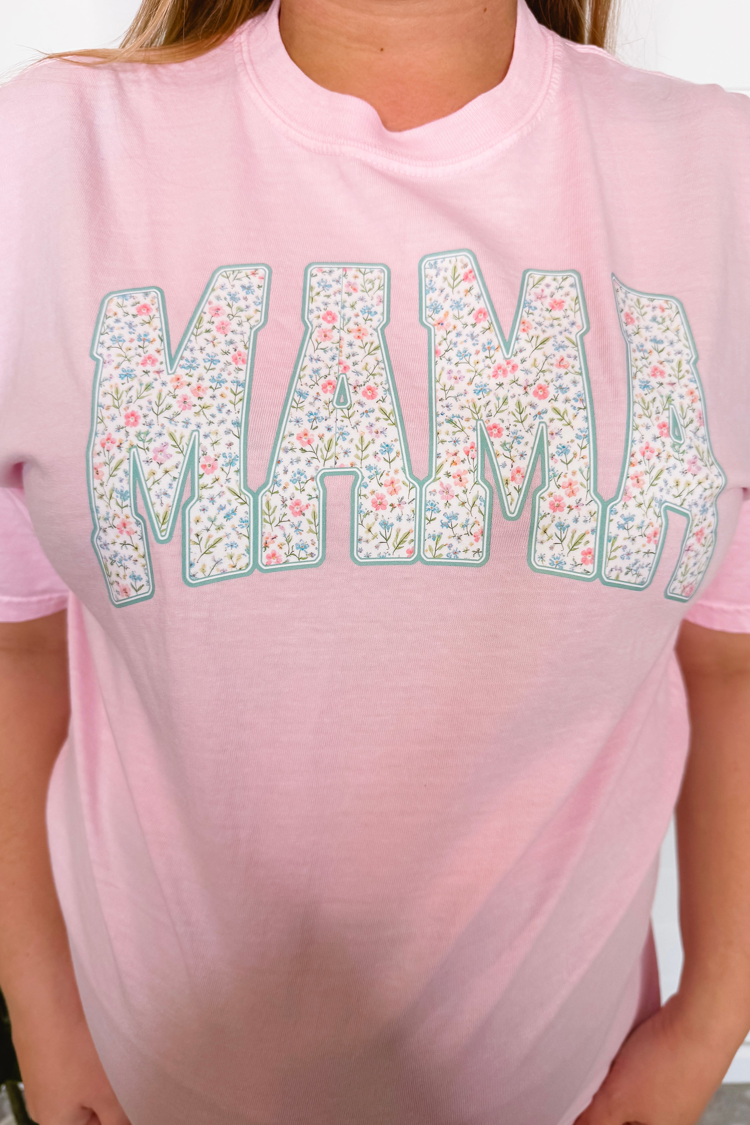 Mama Dainty Flower Graphic Tee - Pink