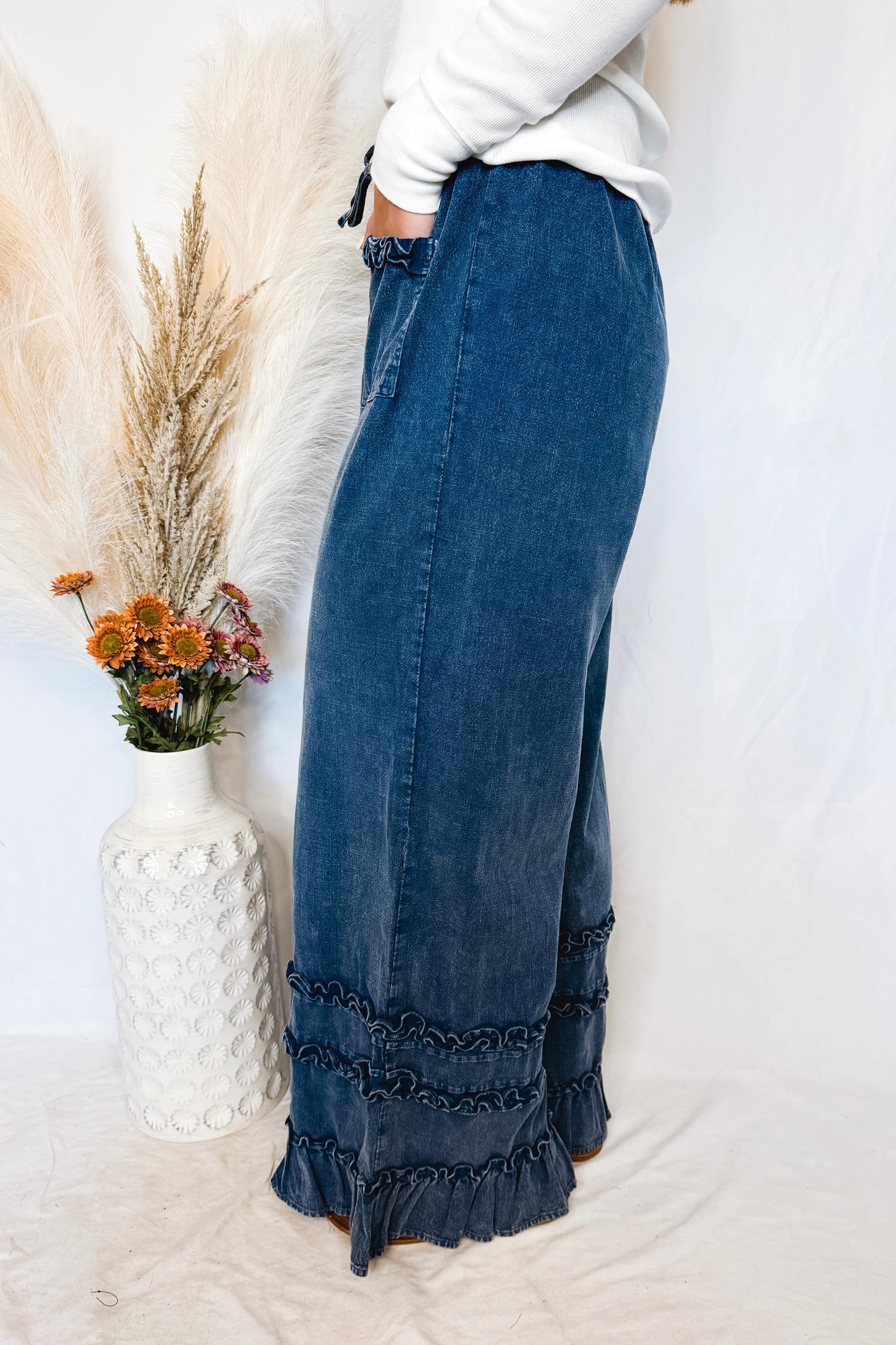 Jenny Wide Leg Ruffle Trim Pants - Medium Wash