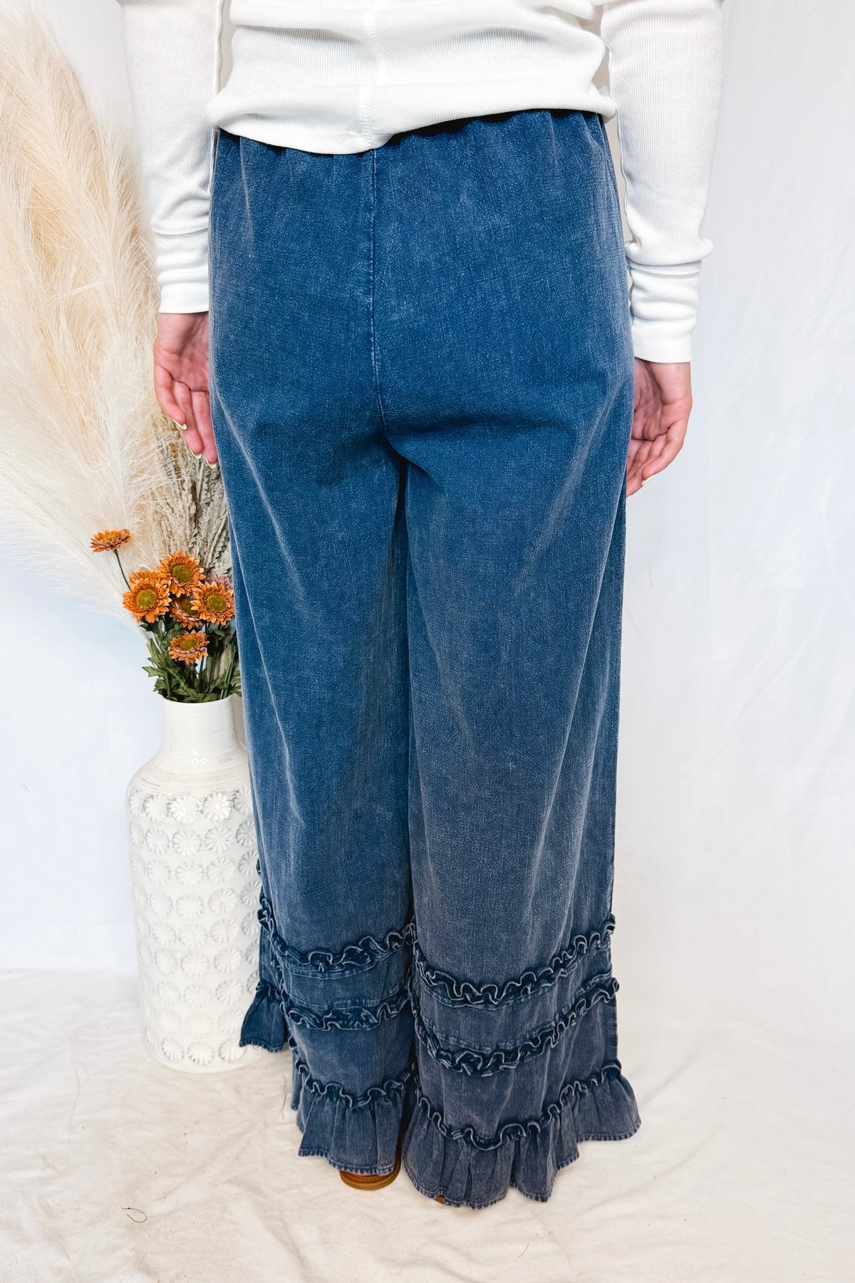 Jenny Wide Leg Ruffle Trim Pants - Medium Wash