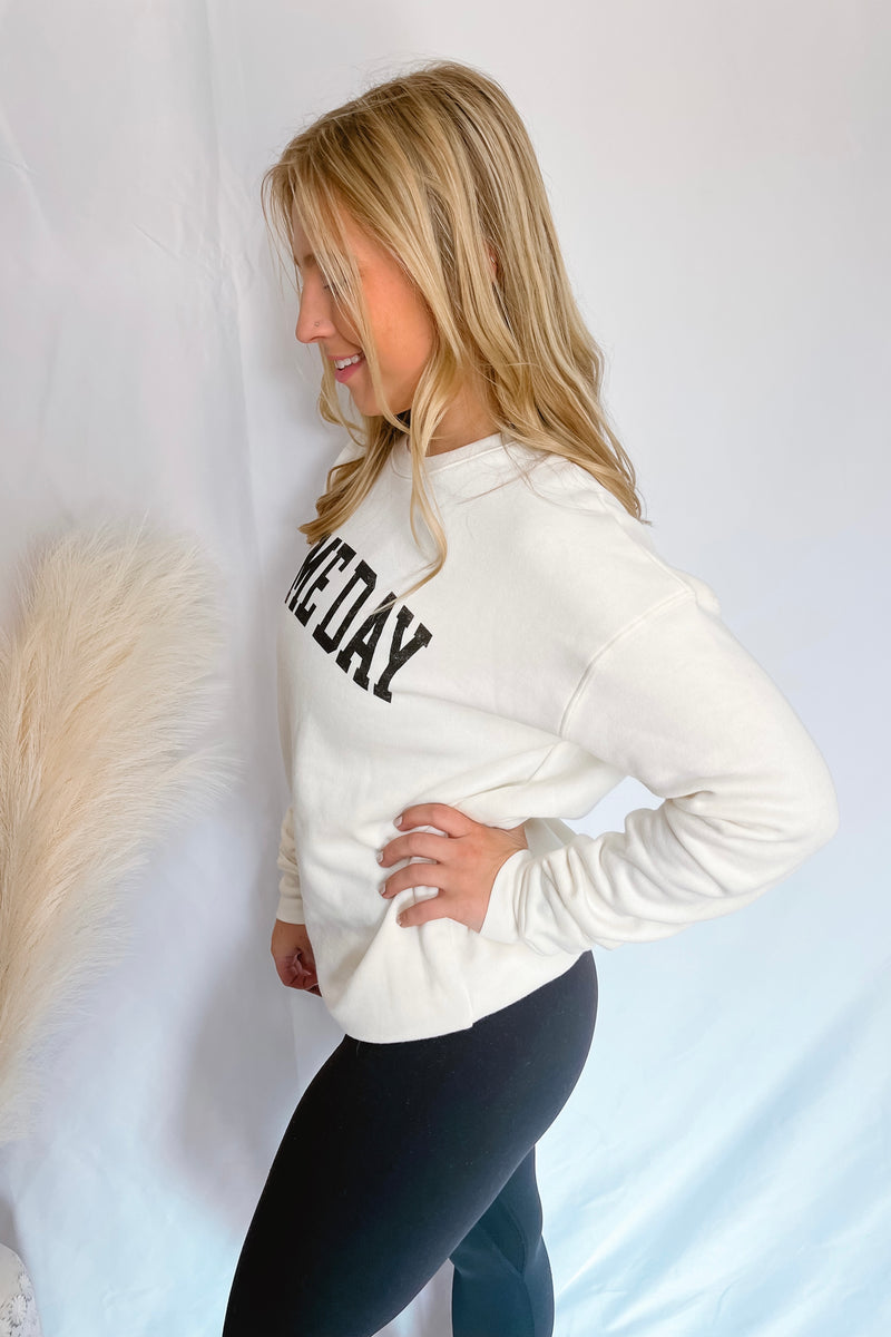 Game Day Crew Neck Pullover - Ivory