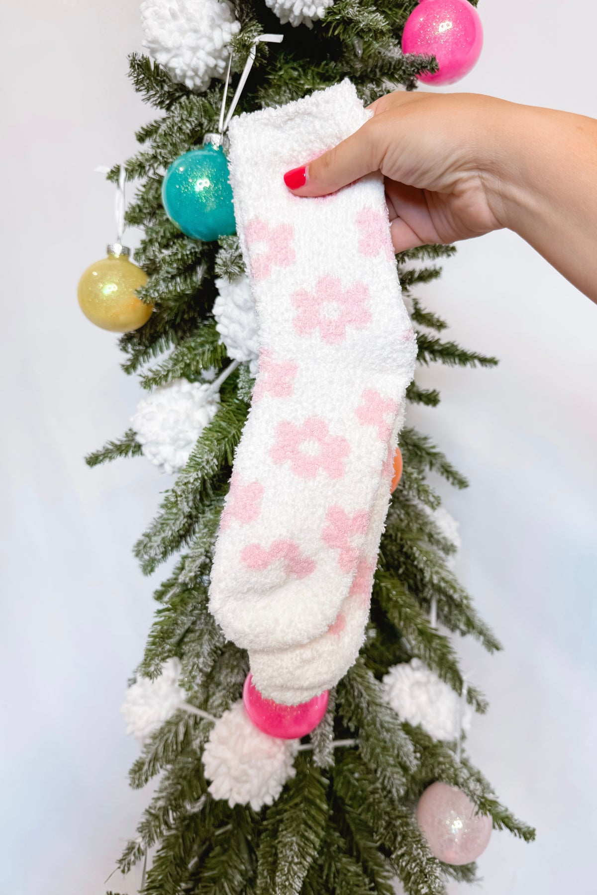 Daisy Pattern Fuzzy Socks - Pick Color