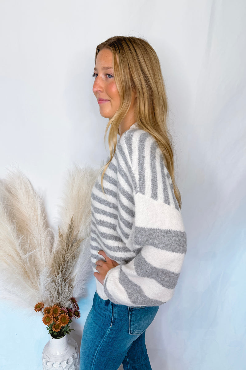 Soft Focus Mixed Striped Crew Neck Sweater - Ivory/Grey