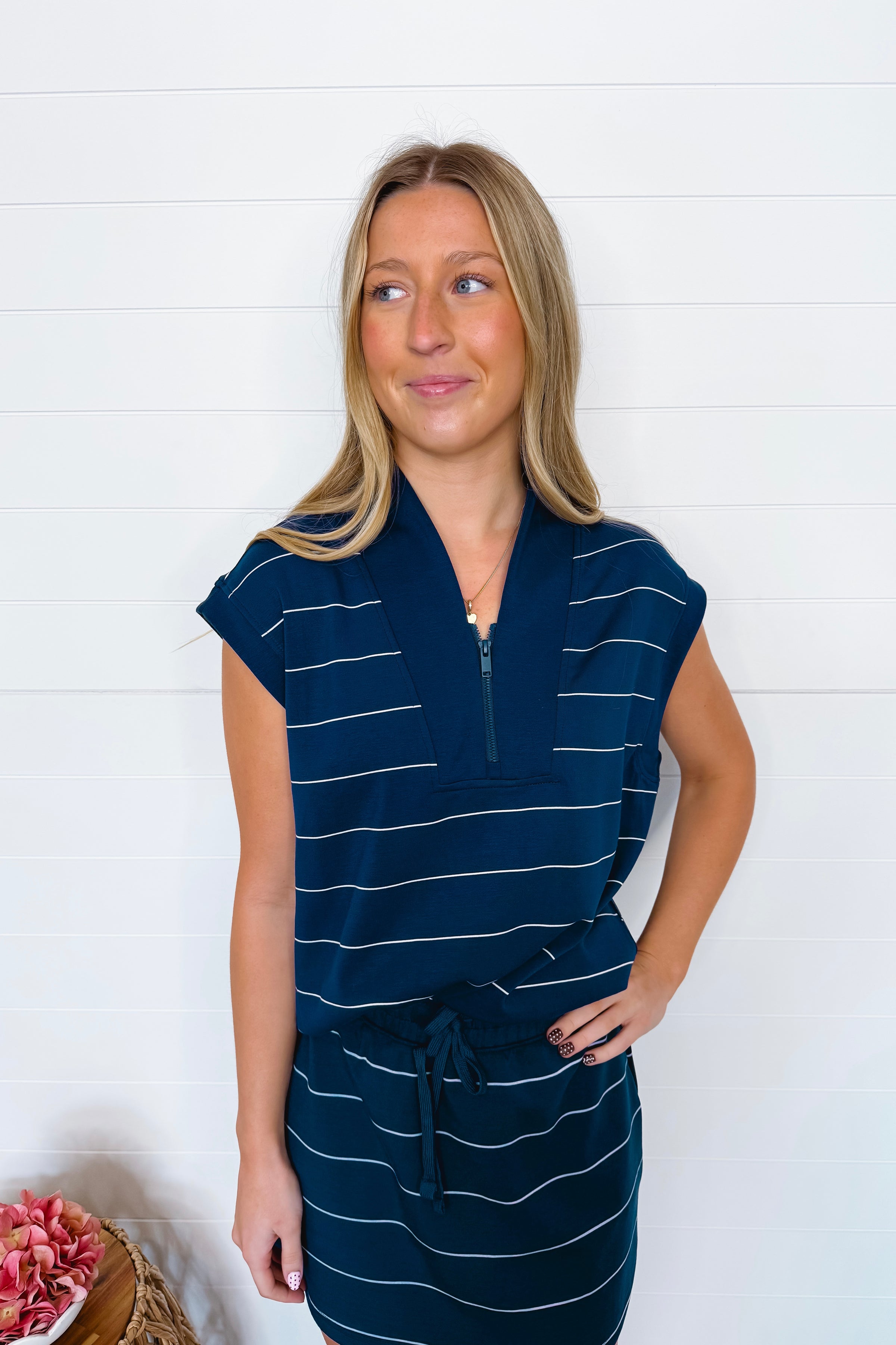 Sporty Days Scuba Stripe Luxe V-Neck Sleeveless Top - Navy/Ivory