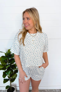 Travel Plans Floral Henley Top - White/Blue