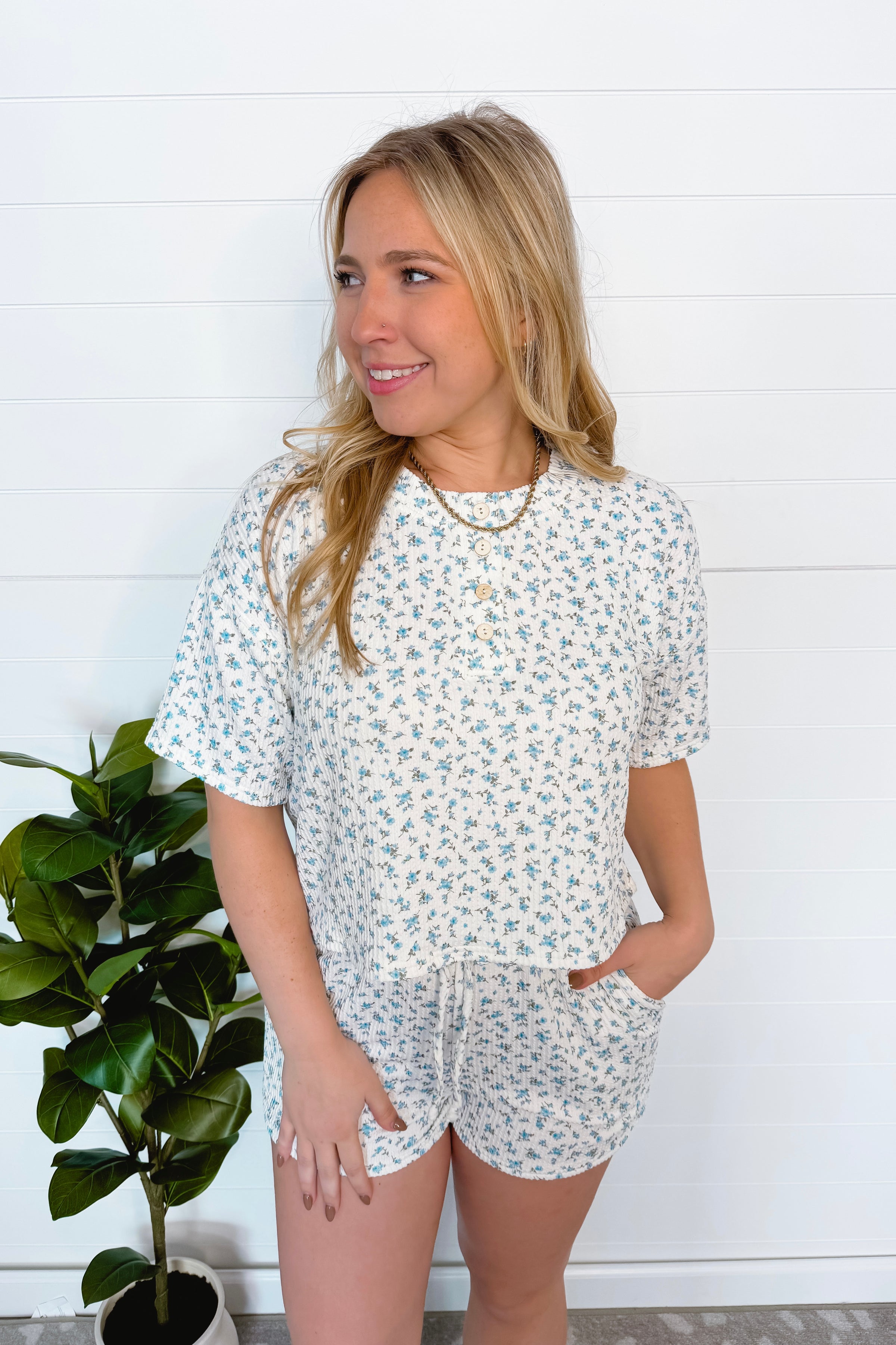 Travel Plans Floral Henley Top - White/Blue