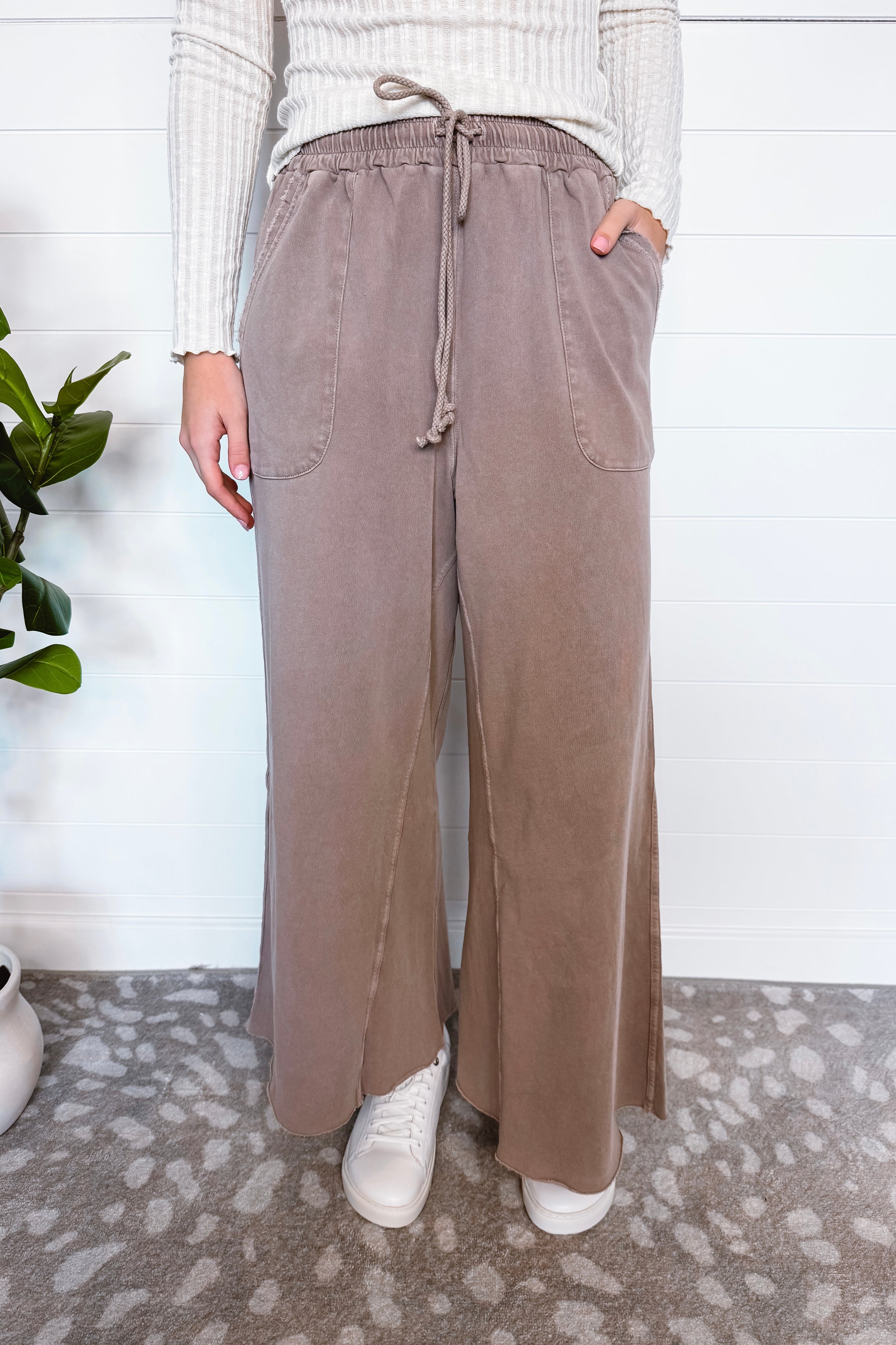 Remy Wide Leg Terry Knit Pants - Mocha