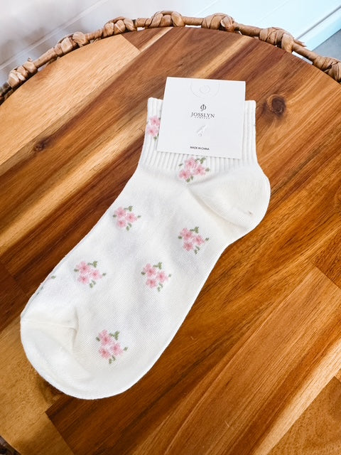 Dainty Pink Floral Ankle Socks - Pink/Ivory